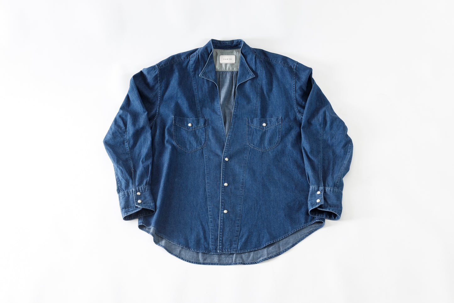 SARTO / LIGHT SELVAGE DENIM WING COLLAR SHIRT - WASHED INDIGO