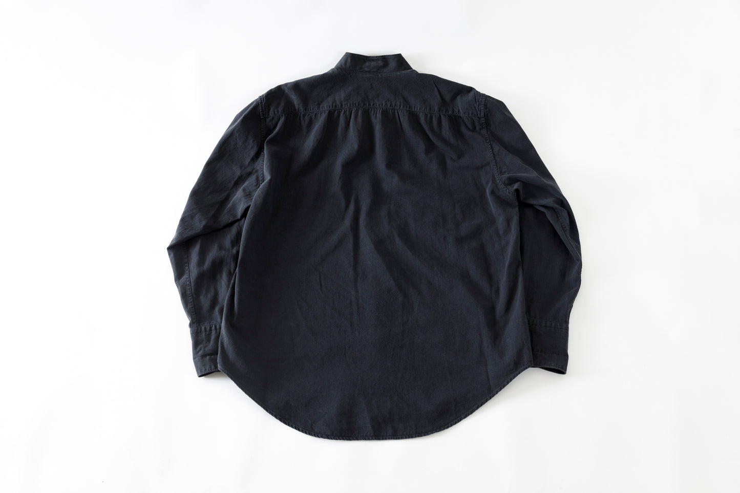 SARTO / LIGHT SELVAGE DENIM WING COLLAR SHIRT - WASHED BLACK