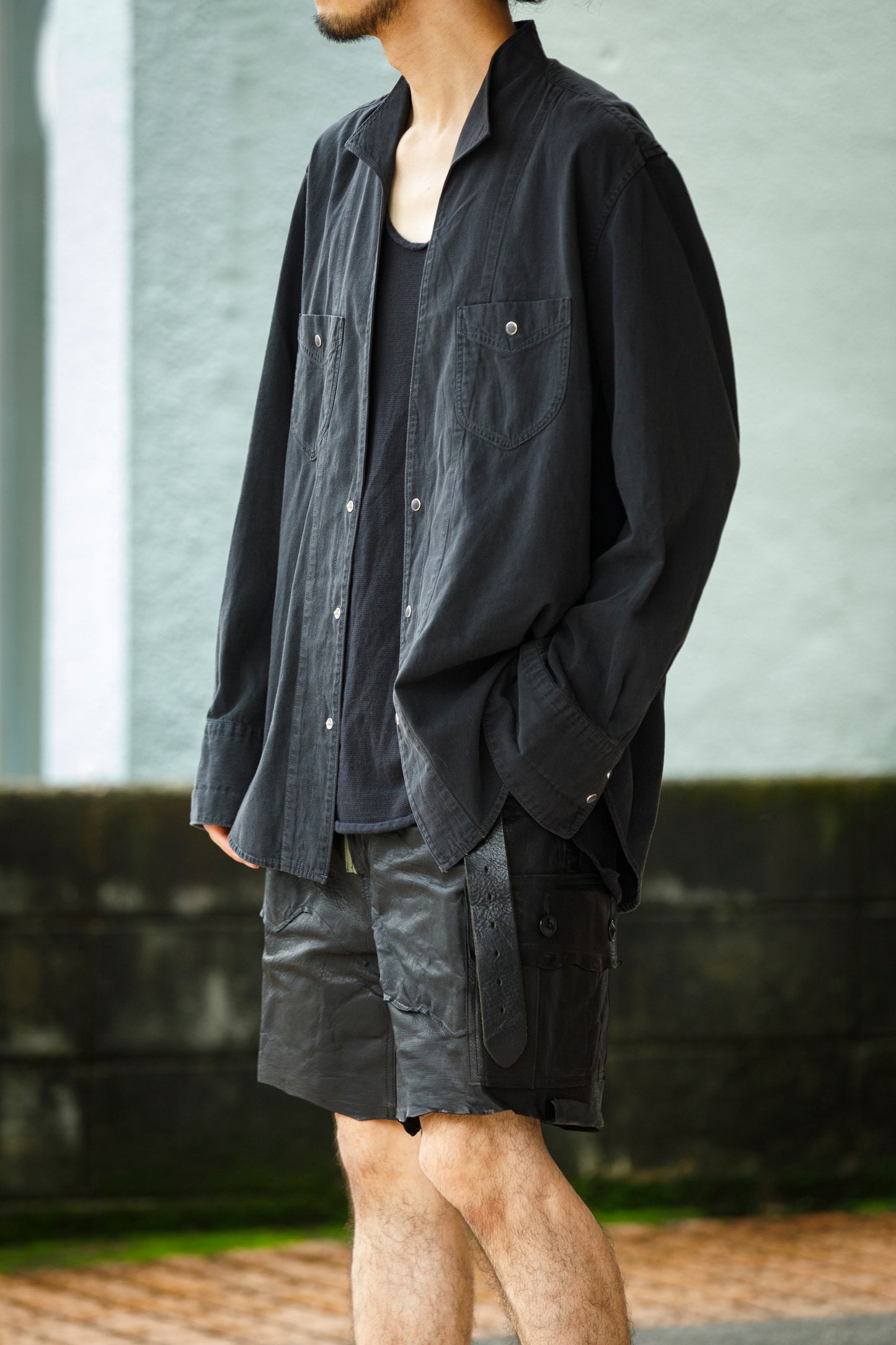 SARTO / LIGHT SELVAGE DENIM WING COLLAR SHIRT - WASHED BLACK