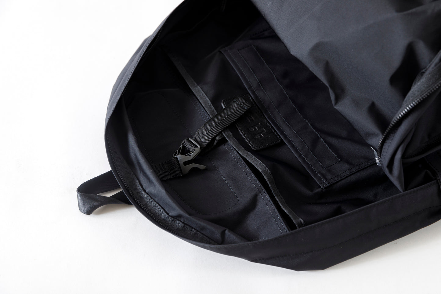 AMIACALVA / F-006 Gabardine Backpack - Black(L)
