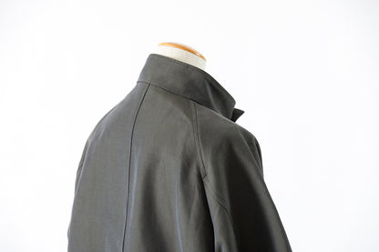 山内 / 26221 シルクコットンクロス・ジップジャケット - KHAKI