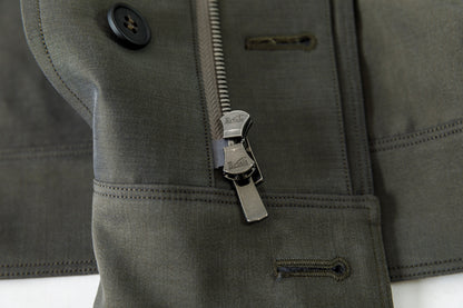 山内 / 26221 シルクコットンクロス・ジップジャケット - KHAKI