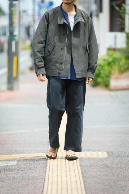 山内 / 26221 シルクコットンクロス・ジップジャケット - KHAKI