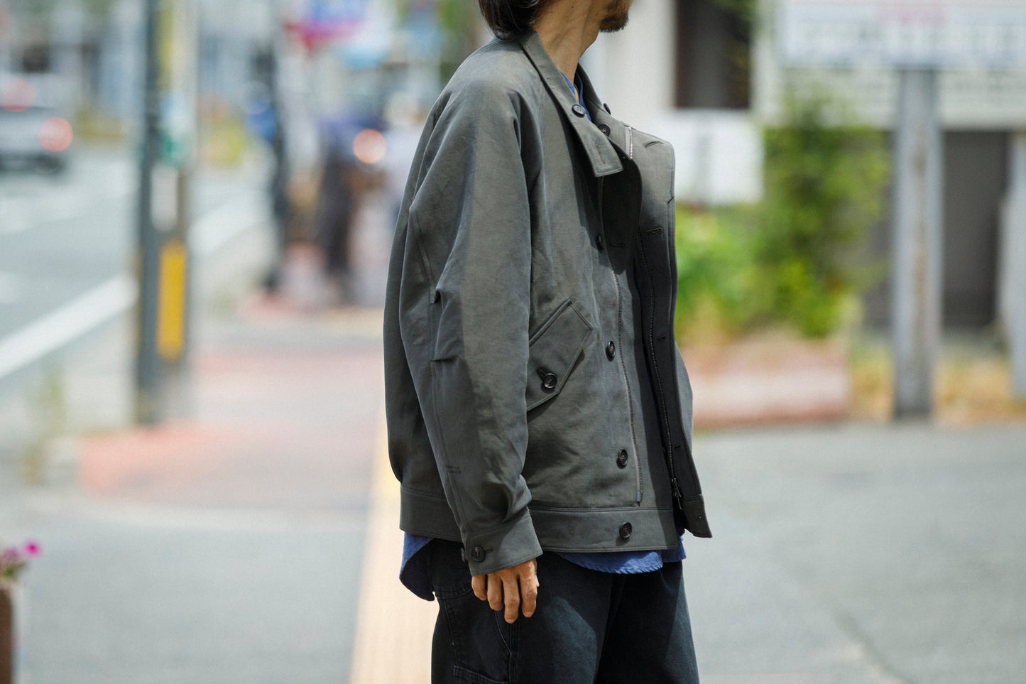 山内 / 26221 シルクコットンクロス・ジップジャケット - KHAKI