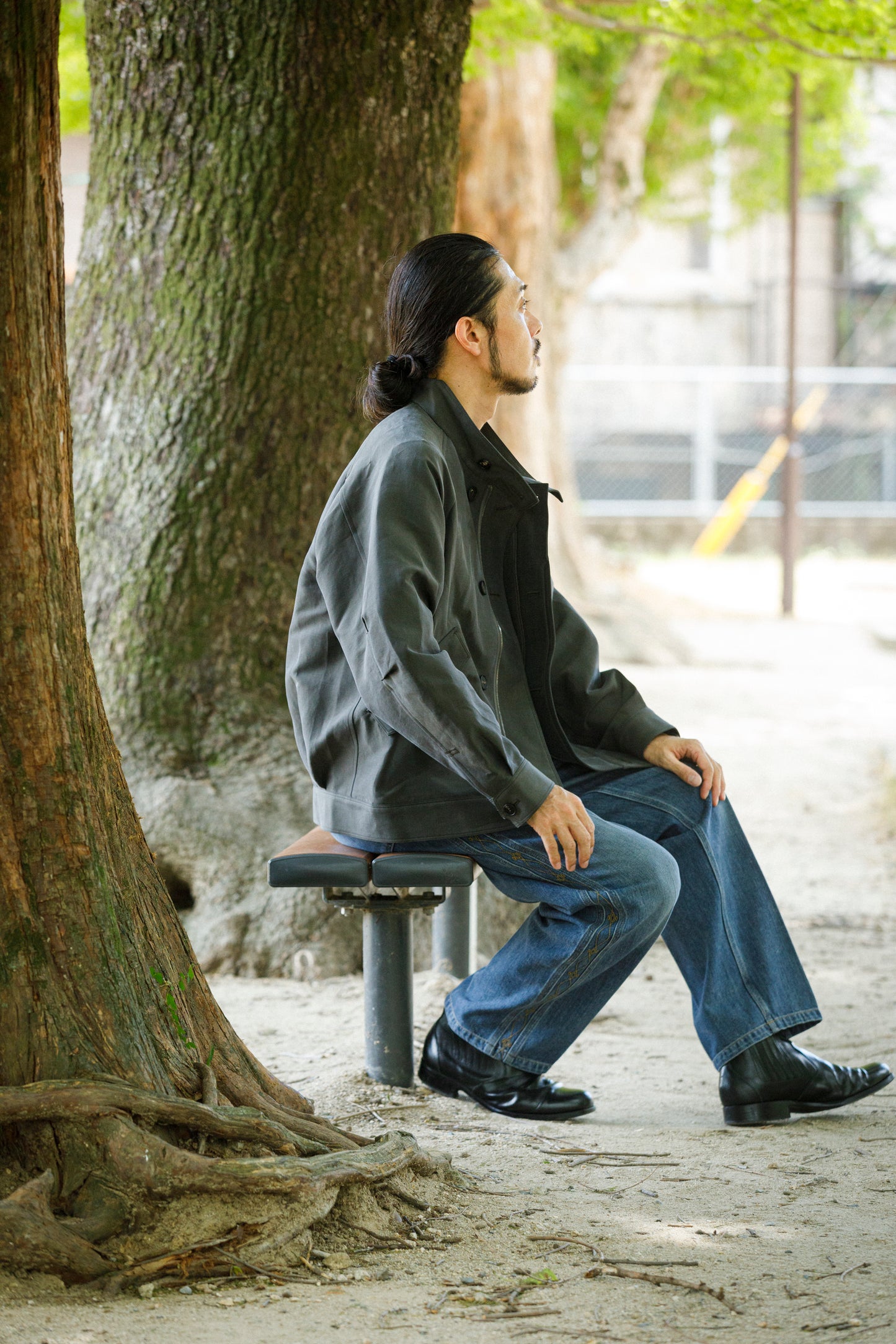 山内 / 26221 シルクコットンクロス・ジップジャケット - KHAKI