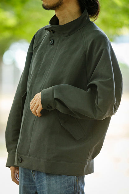 山内 / 26221 シルクコットンクロス・ジップジャケット - KHAKI