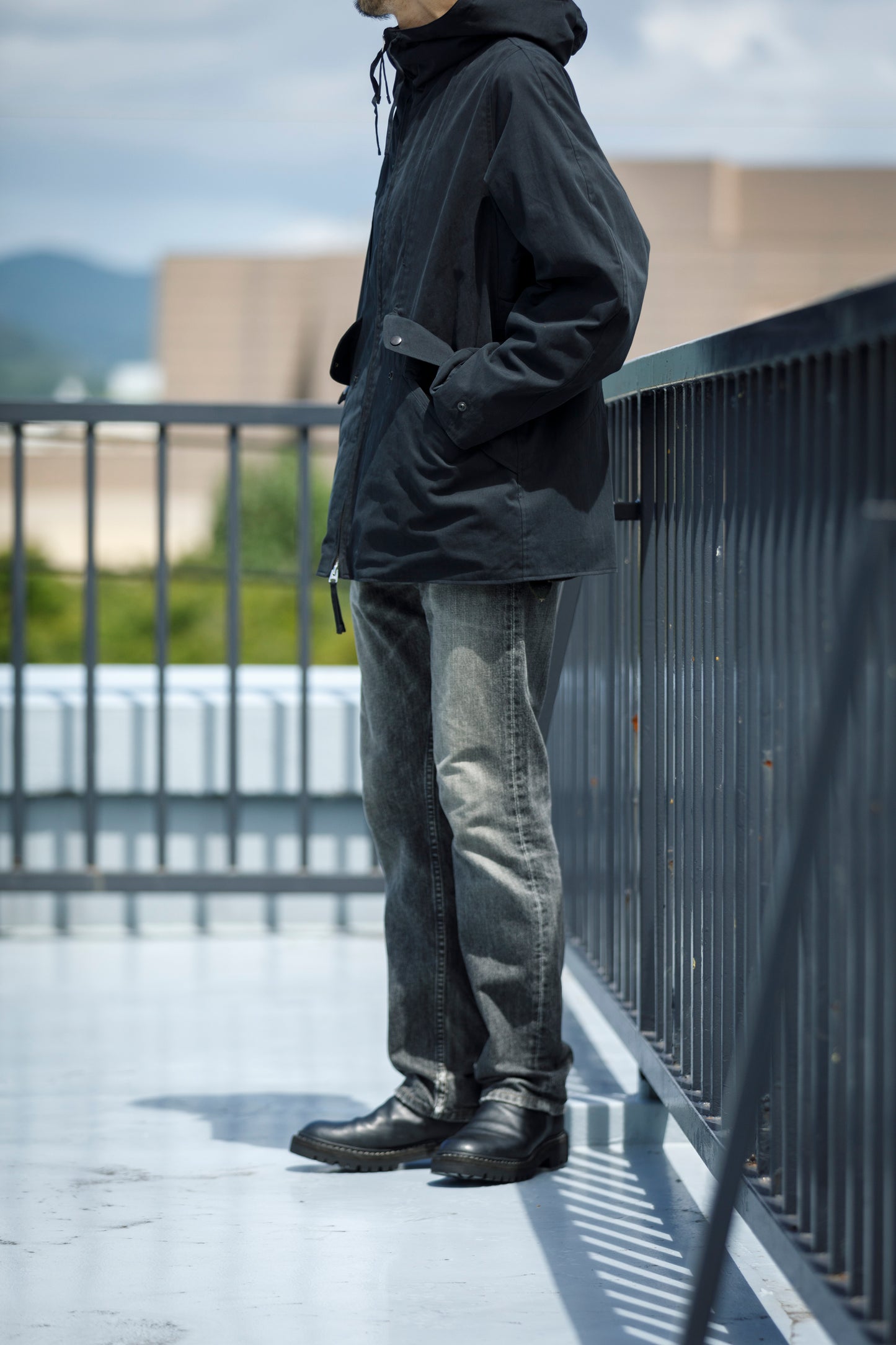 SARTO / WOOL LINING MOUNTAIN PARKA - BLACK × BROWN