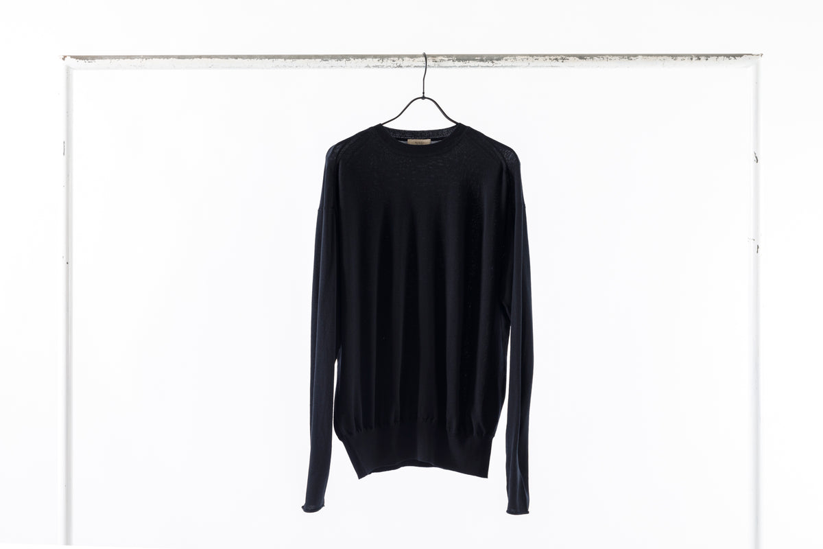 Nikki ESSENTIAL PIECE /  Wool Crewneck - Black
