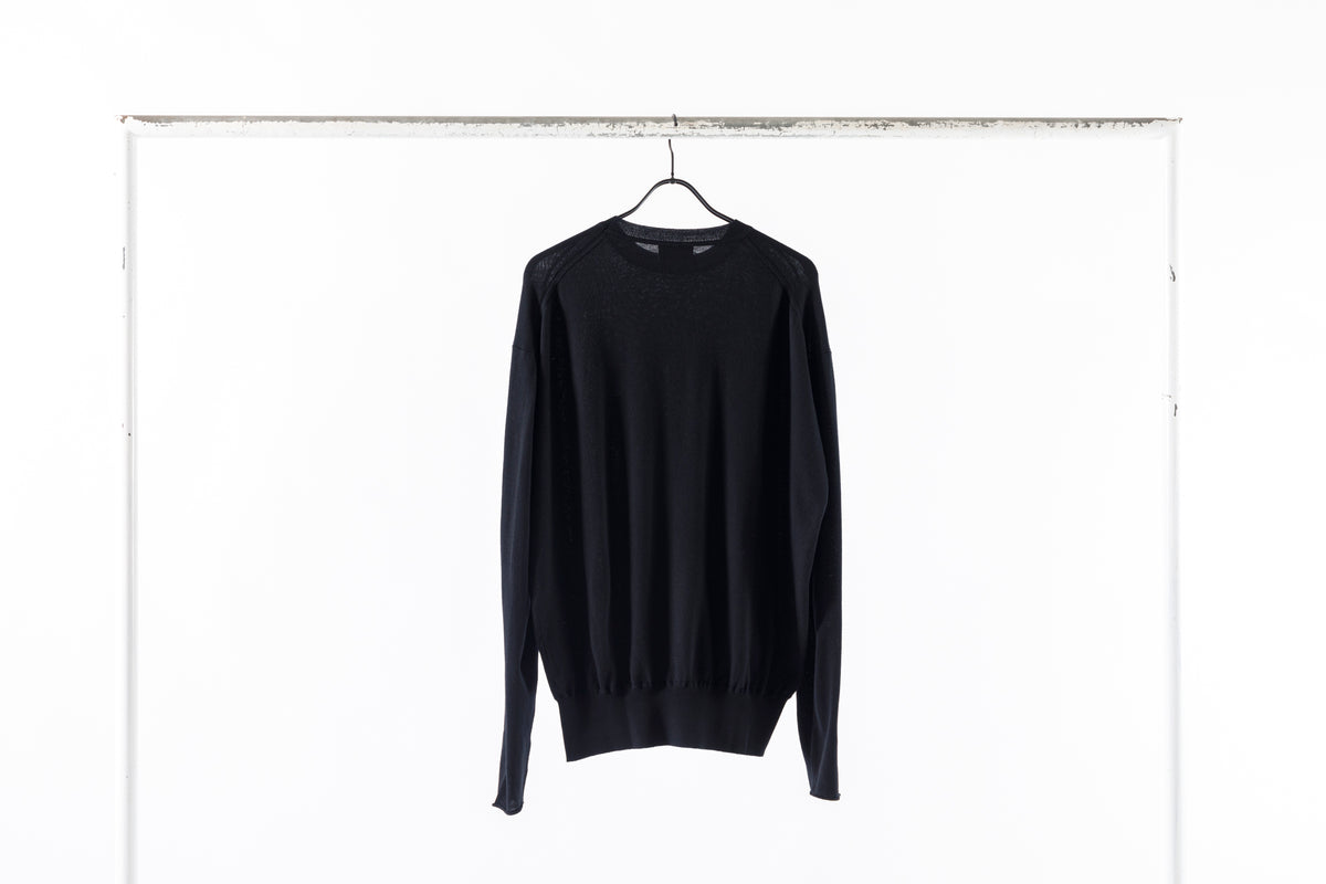 Nikki ESSENTIAL PIECE /  Wool Crewneck - Black