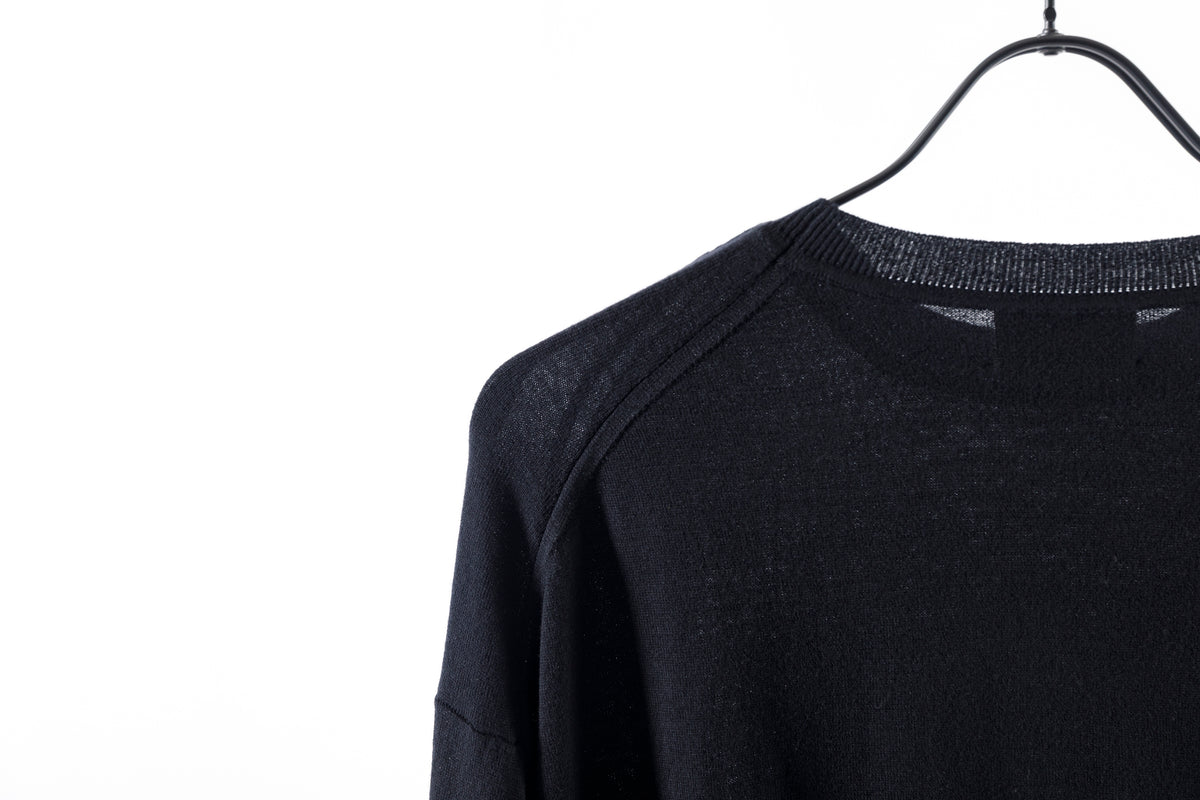Nikki ESSENTIAL PIECE /  Wool Crewneck - Black