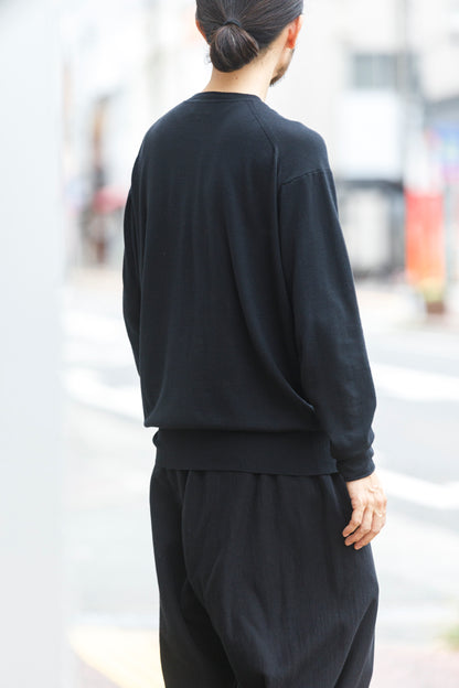 Nikki ESSENTIAL PIECE /  Wool Crewneck - Black