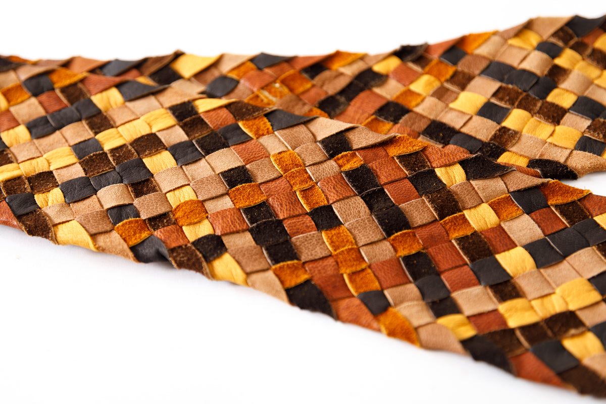 GOODKARMA DEVELOPMENT / Leather Stole “CASTRO” - Brown
