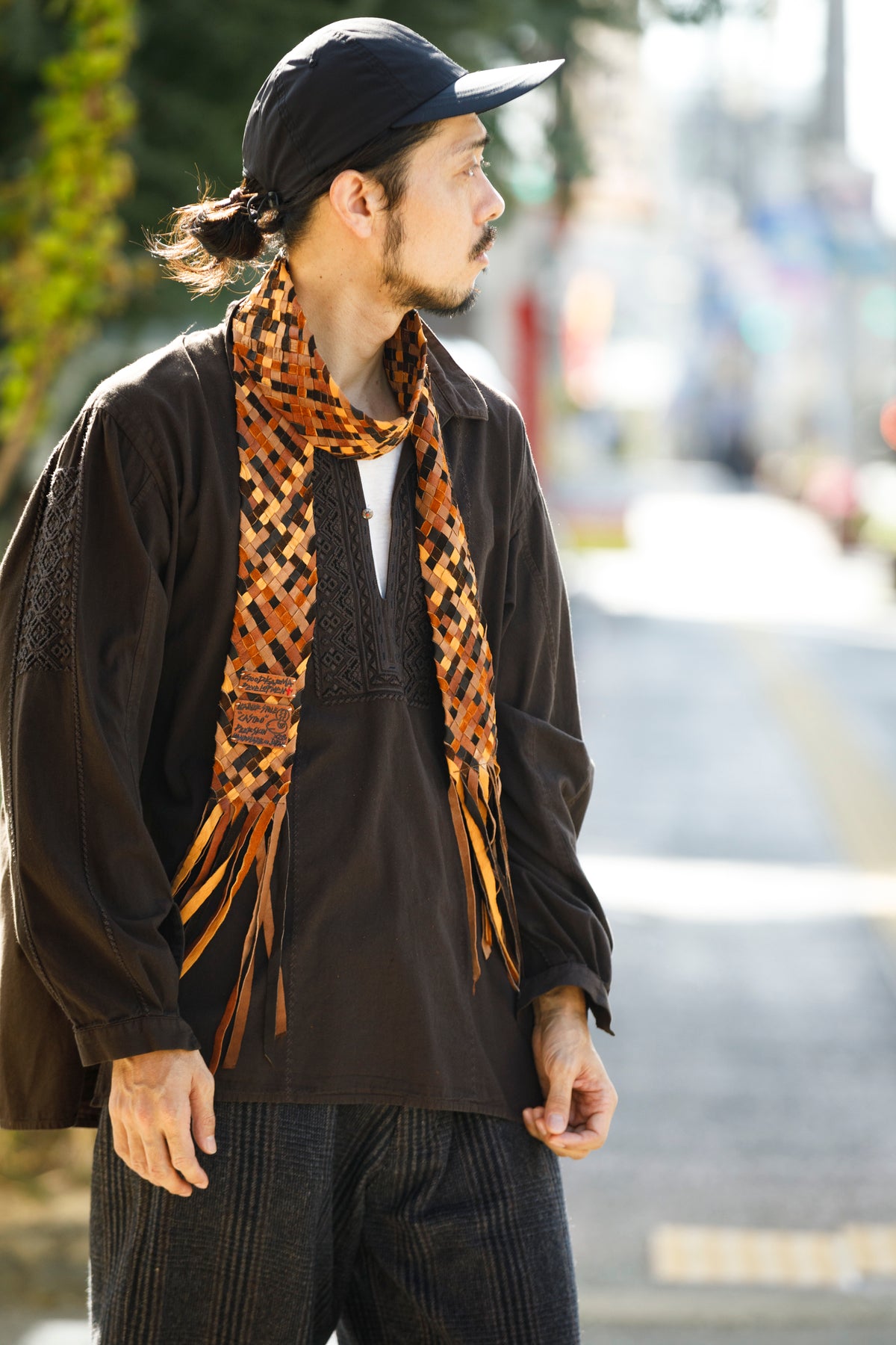 GOODKARMA DEVELOPMENT / Leather Stole “CASTRO” - Brown