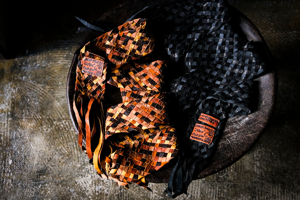 GOODKARMA DEVELOPMENT / Leather Stole “CASTRO” - Brown