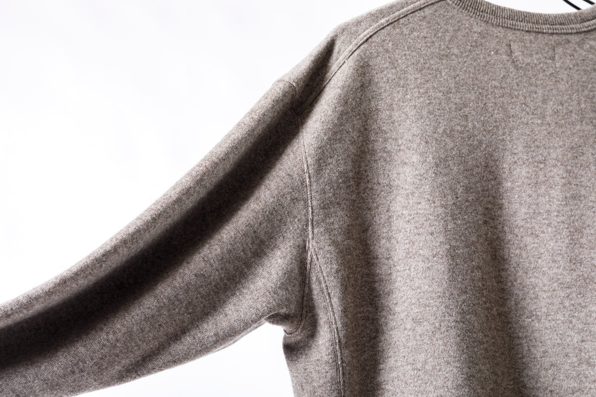 Nikki ESSENTIAL PIECE / Yak Crewneck Sweat Shirt - Beige