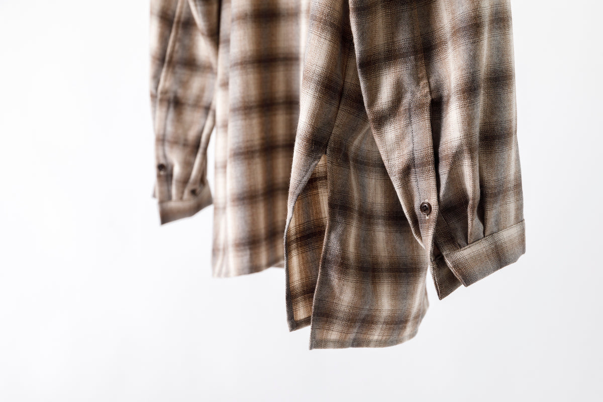 SARTO / WOOL OMBRE CHECK TUCKED SKIPPER SHIRT - IVORY × BROWN