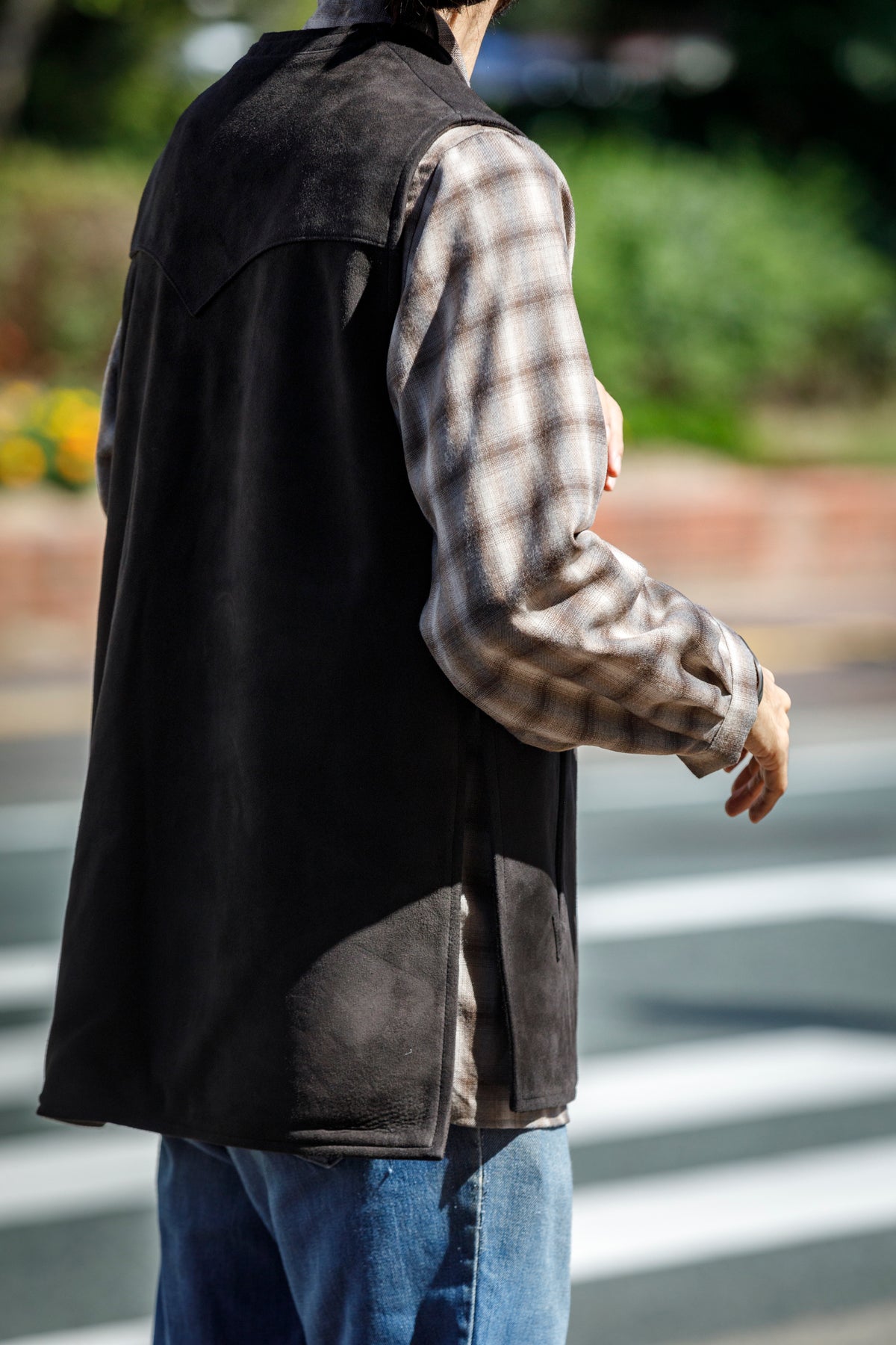 SARTO / MONGOLIAN LAMB SUEDE REVERSIBLE VEST - EVONY