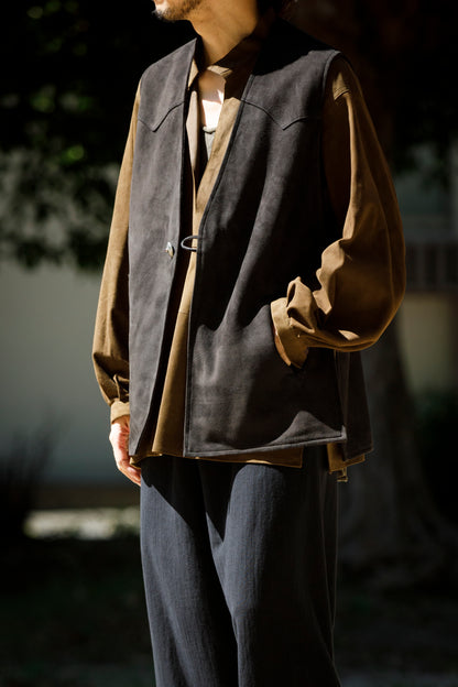 SARTO / MONGOLIAN LAMB SUEDE REVERSIBLE VEST - EVONY