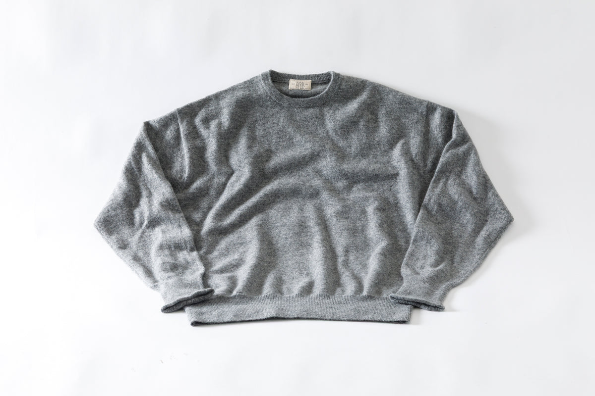 Nikki ESSENTIAL PIECE / Lightweight All-yak Crewneck - Gray