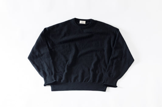 Nikki ESSENTIAL PIECE / Lightweight All-yak Crewneck - Black