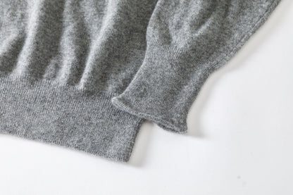 Nikki ESSENTIAL PIECE / Lightweight All-yak Crewneck - Gray