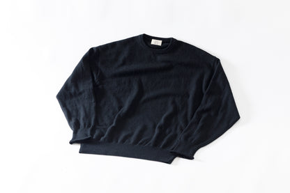Nikki ESSENTIAL PIECE / Lightweight All-yak Crewneck - Black