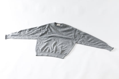 Nikki ESSENTIAL PIECE / Lightweight All-yak Crewneck - Gray