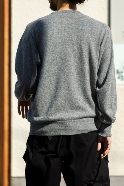 Nikki ESSENTIAL PIECE / Lightweight All-yak Crewneck - Gray