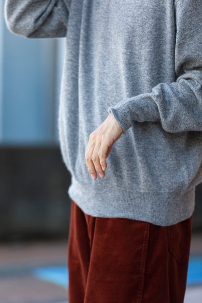 Nikki ESSENTIAL PIECE / Lightweight All-yak Crewneck - Gray