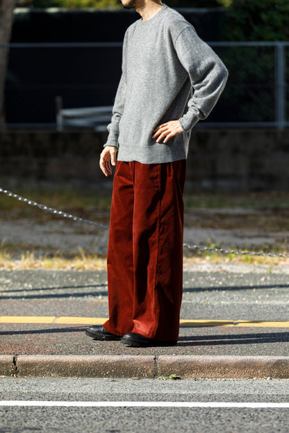 Nikki ESSENTIAL PIECE / Lightweight All-yak Crewneck - Gray