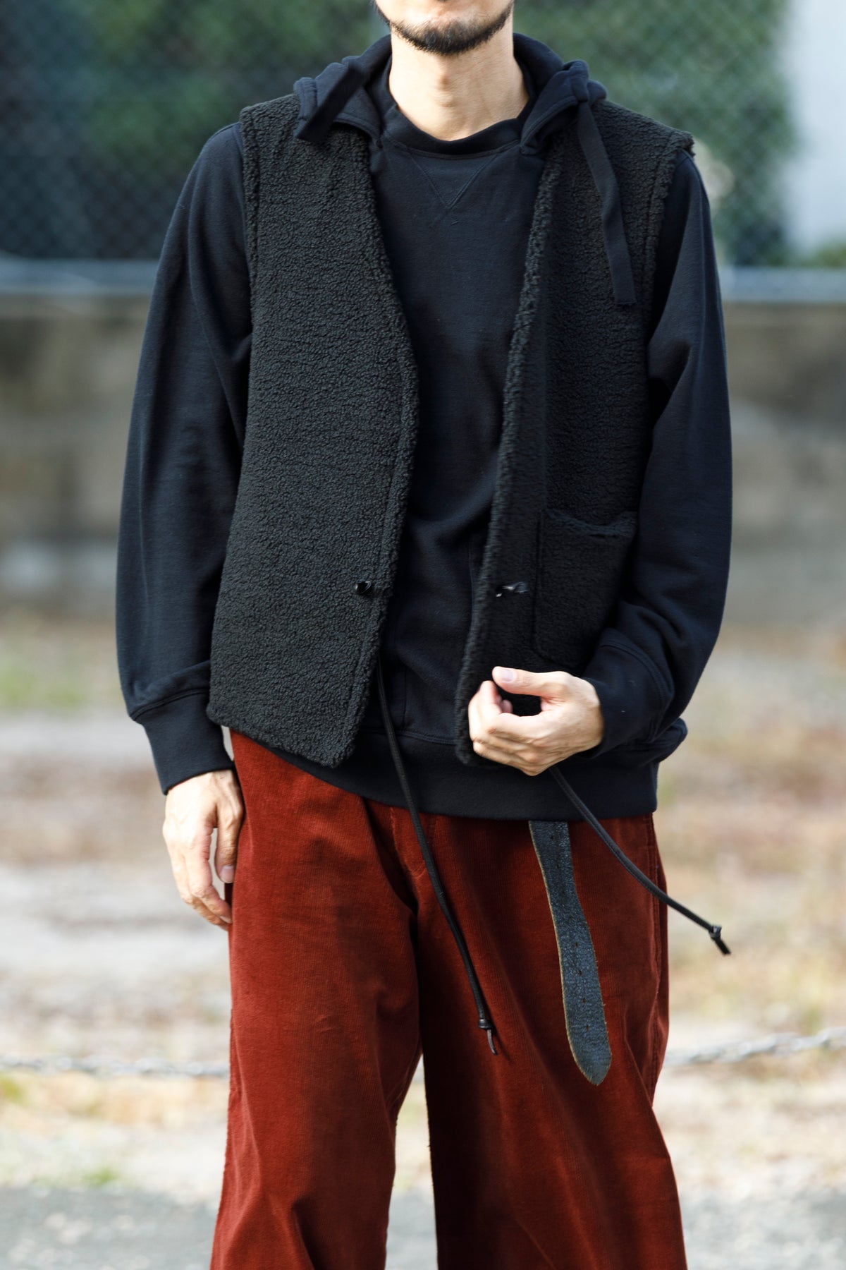 Willow Pants / P-033 COW LEATHER × FAKE MOUTON - Black