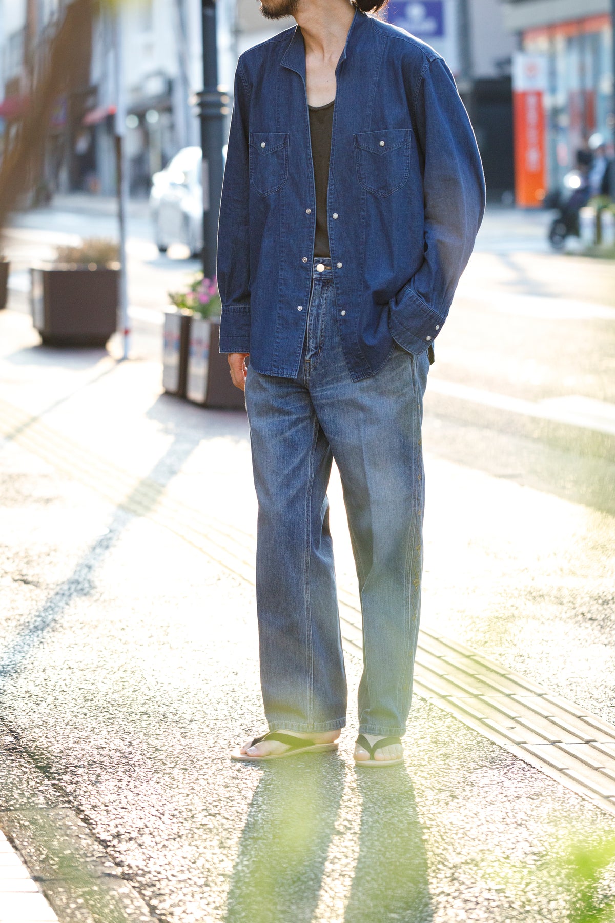 SARTO / LIGHT SELVAGE DENIM WING COLLAR SHIRT - WASHED INDIGO