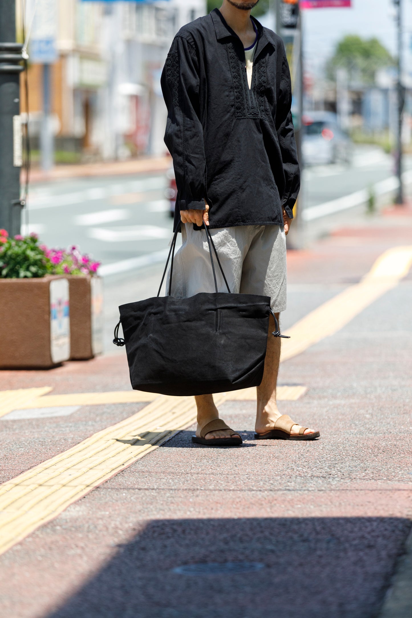 AMIACALVA / A071 SCARECROW TOTE(M) - Black