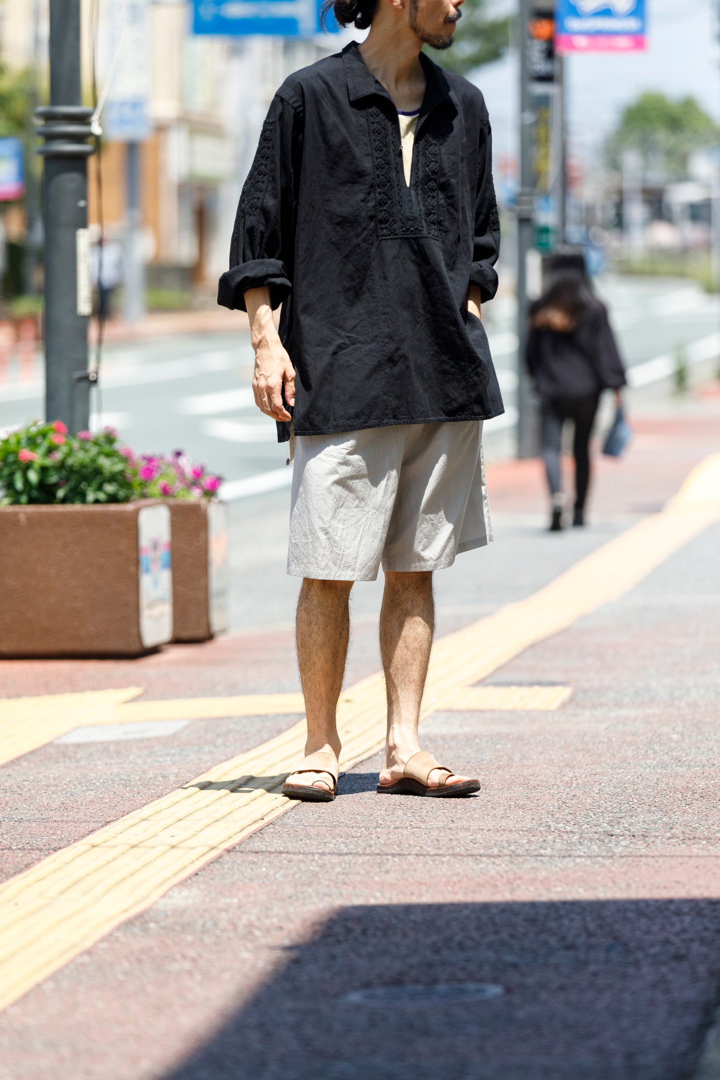 SARTO / COTTON CHANMBRAY EMBROIGERY SHIRT - BLACK
