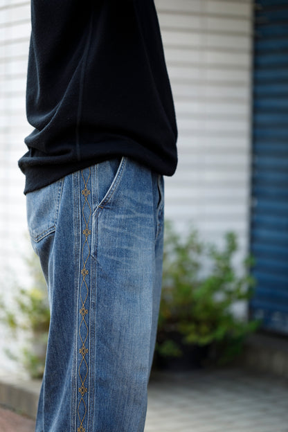 SARTO / EMBROIDERY DENIM PANTS - WASHED INDIGO