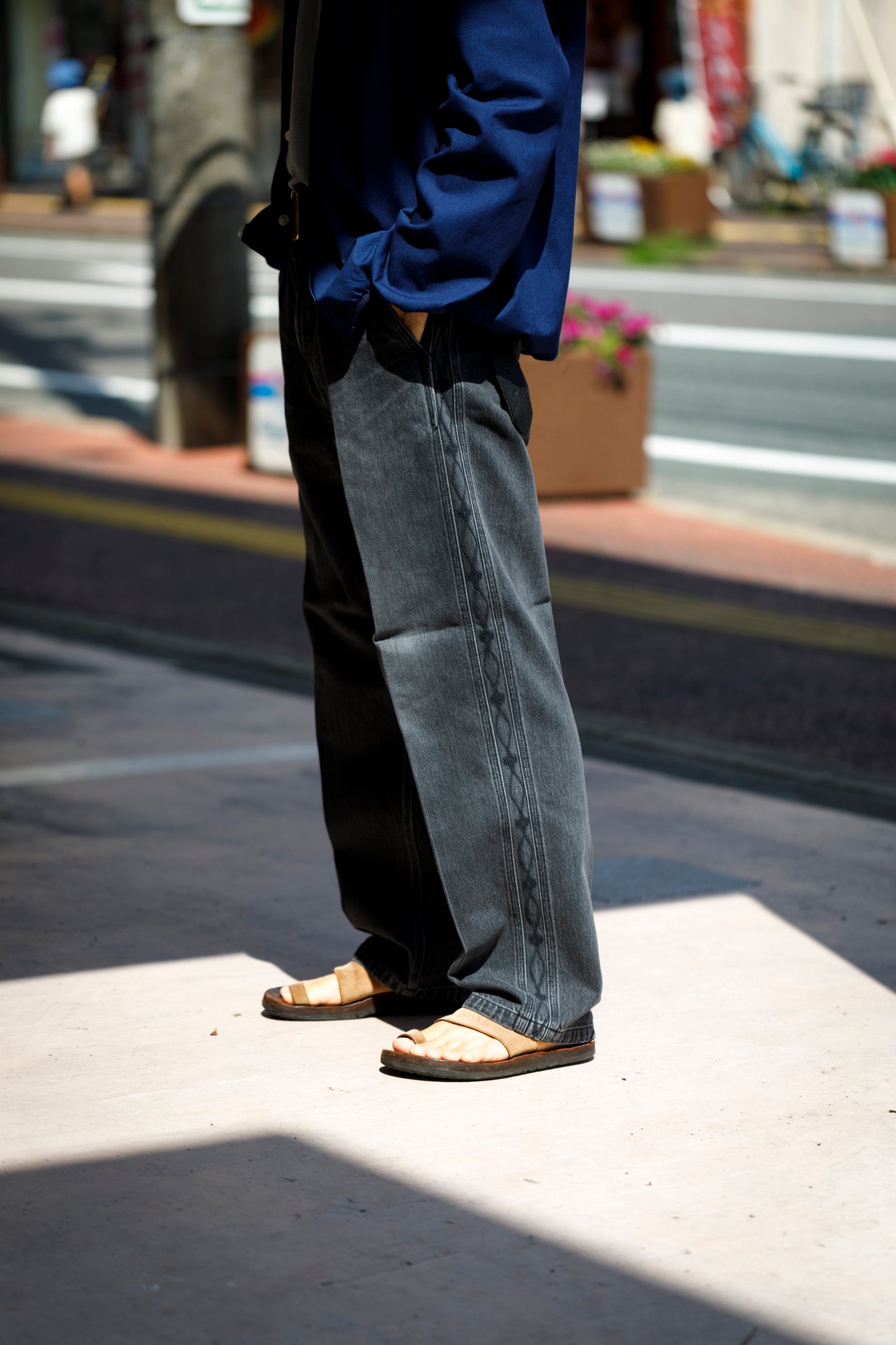 SARTO / EMBROIDERY DENIM PANTS - WASHED BLACK