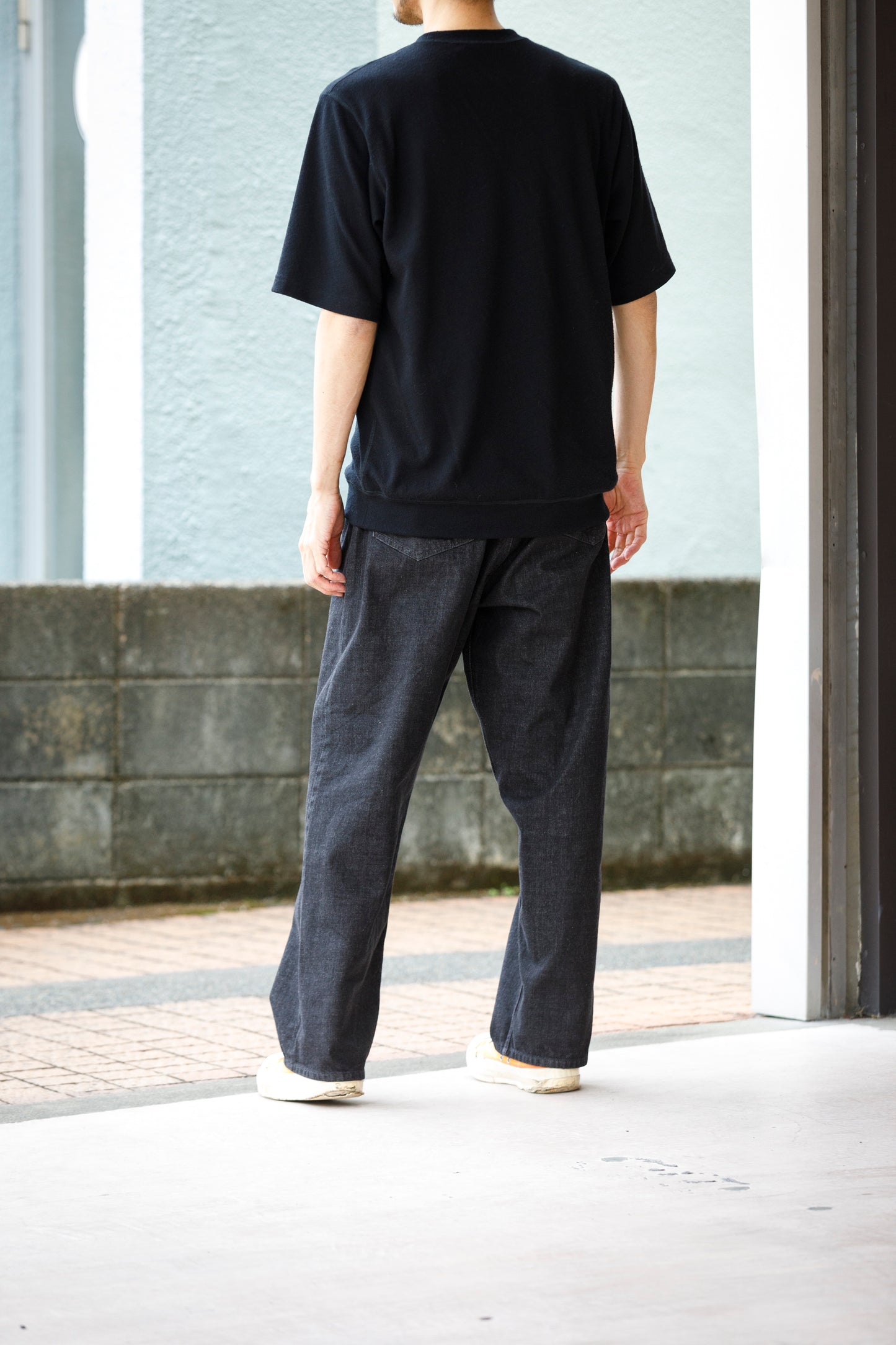 山内 / 26155/1/17強撚シルクヘビー天竺・ショートスリーブTシャツ - Black