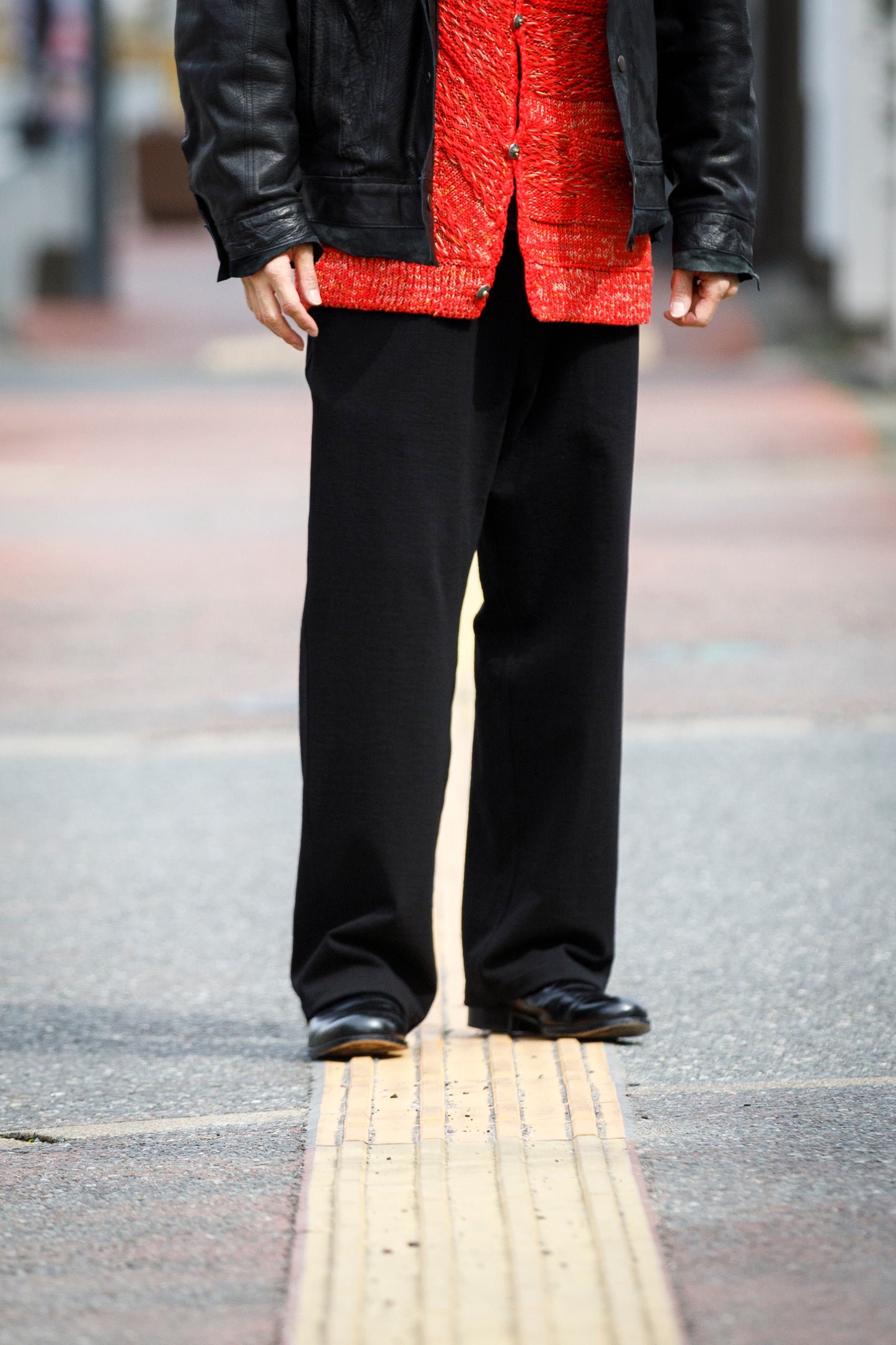 WONDER ROOM ESSE / WE003P02 The Step - Black