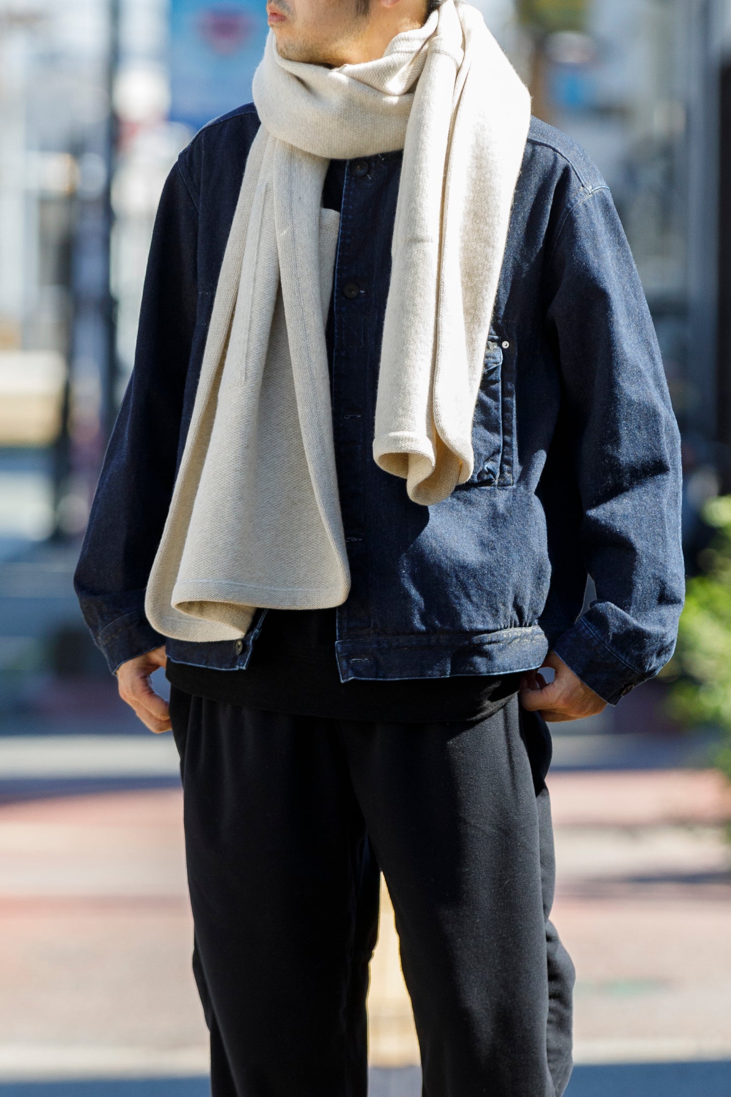 Nikki ESSENTIAL PIECE  / Felting Wool Over Stole - White×Beige