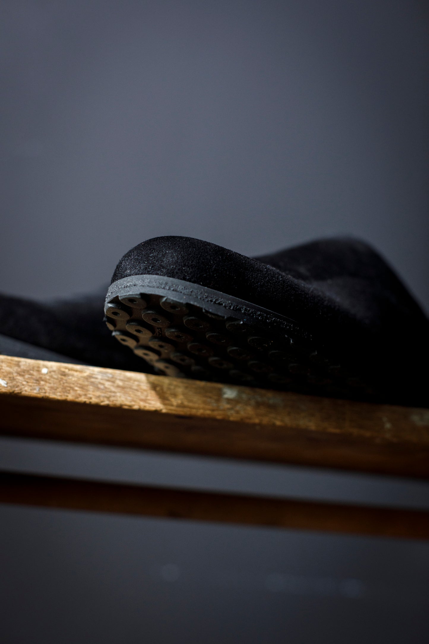 PETROSOLAUM × JAN-JAN VAN ESSCHE / SABOT / DEER SUEDE - Black