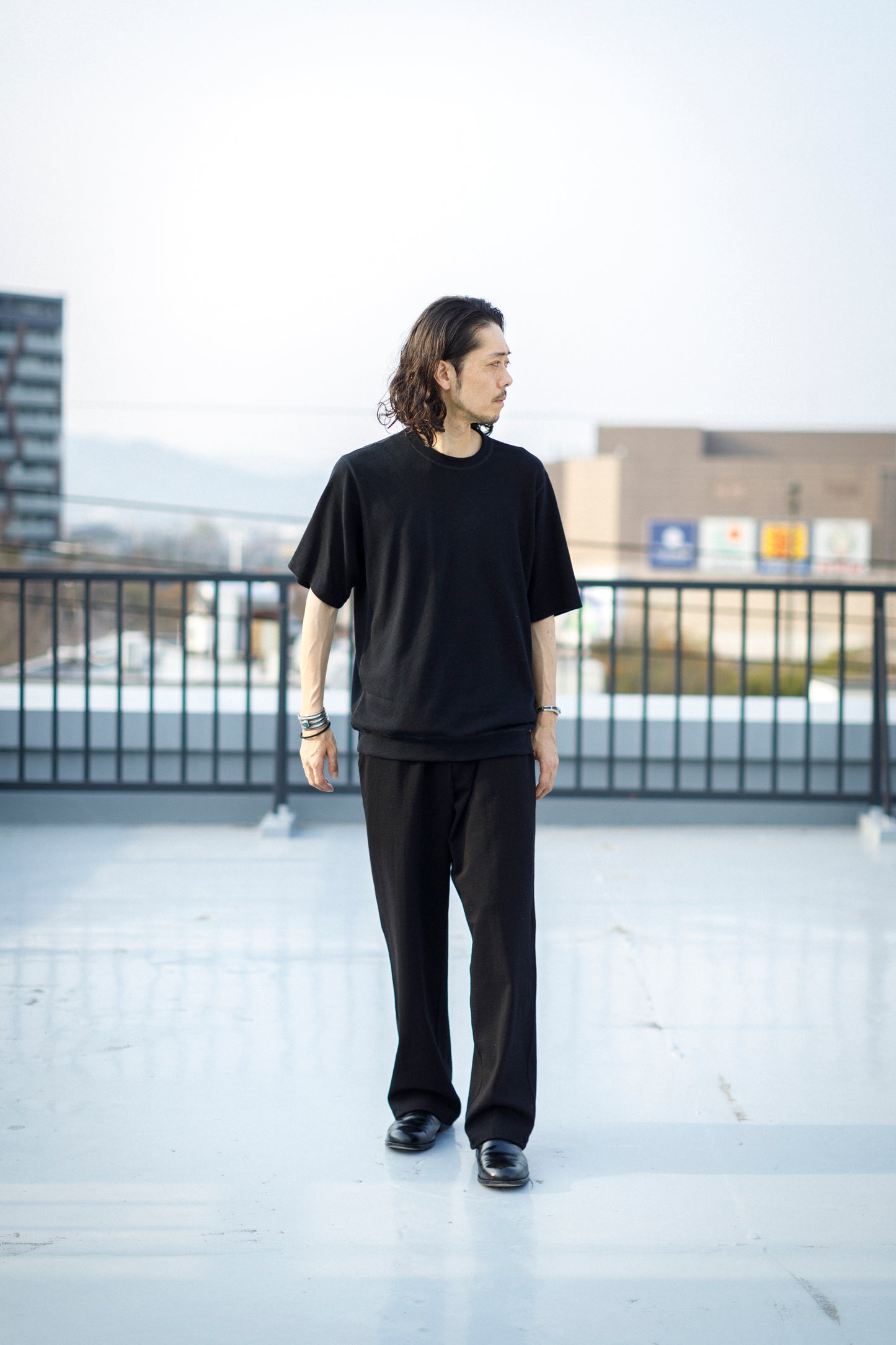 山内 / 26155/1/17強撚シルクヘビー天竺・ショートスリーブTシャツ - Black